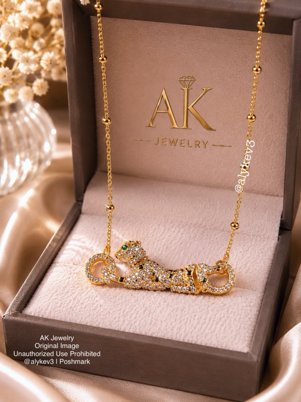 💎LUXURY AK Jewelry Panther 18k Delicate Crystal Pave, Brilliant Beaded Chain